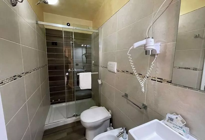 Hotelli Central Giacomini