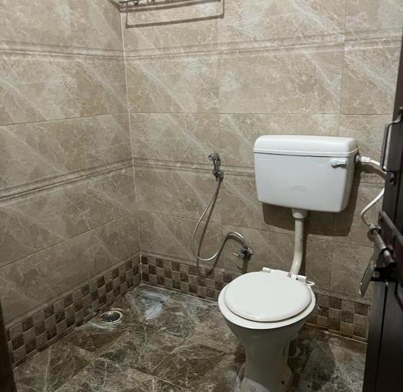 Hotel Devoy Inn By Namastexplorer