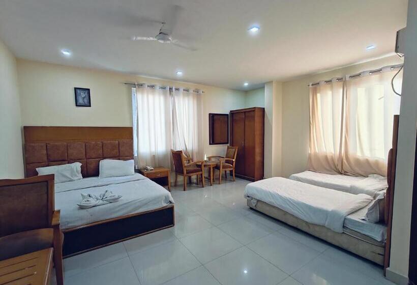 בית מלון כפרי Kirti Heritage