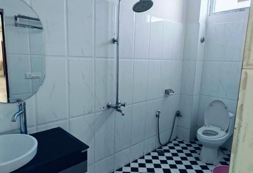 בית מלון כפרי Kirti Heritage