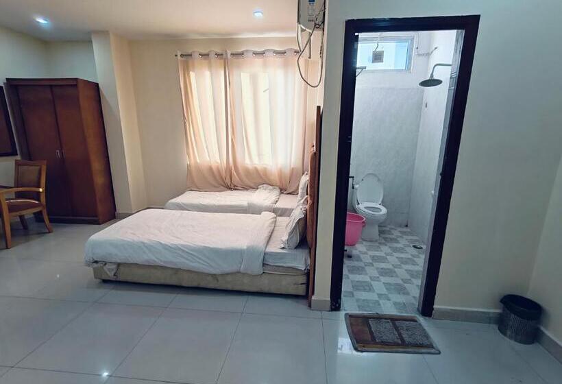 בית מלון כפרי Kirti Heritage