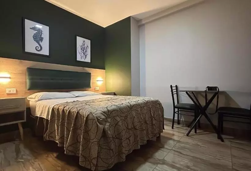 Hotel Mariterra