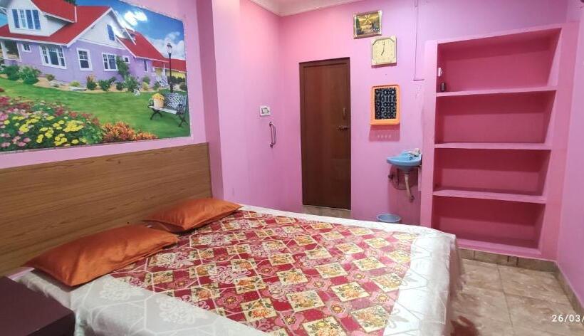 בית מלון כפרי Sri Bagavan Lodge