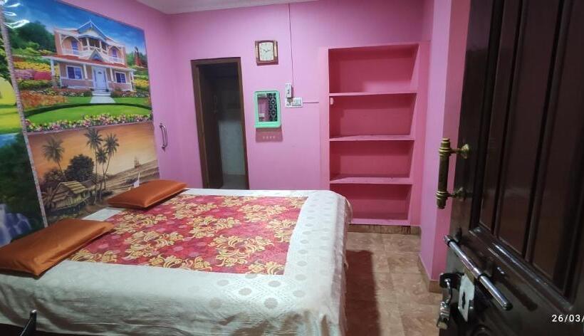 בית מלון כפרי Sri Bagavan Lodge