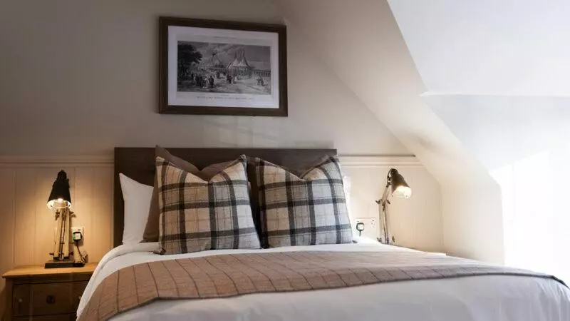 هتل The Pavilion Bisley