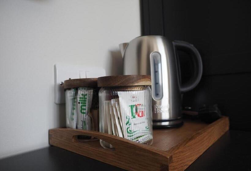 ホテル The Pavilion Bisley