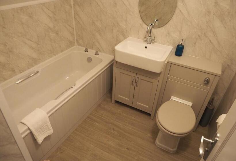 ホテル The Pavilion Bisley