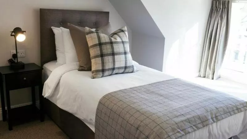 هتل The Pavilion Bisley