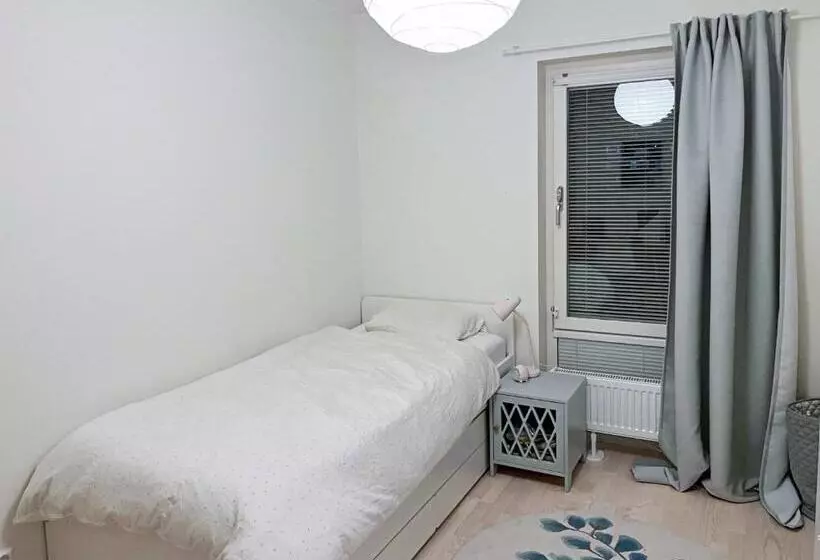 ペンション Room In Guest Room   Guest Room   5 Min Walk Eurovision Hyllie