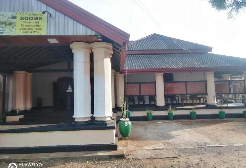 Пансион Walawwa Resort