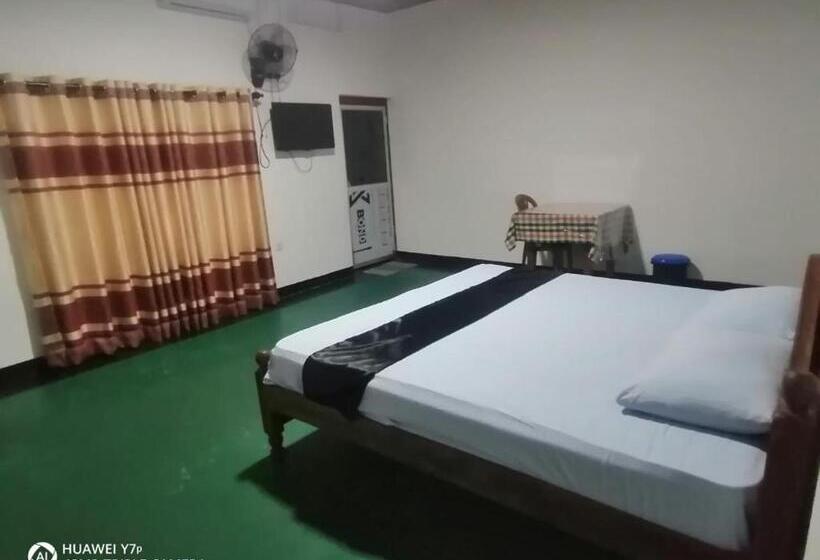 Пансион Walawwa Resort