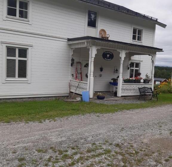 Täljelantgårdshotell