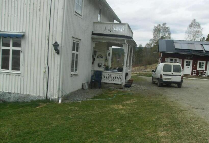 Täljelantgårdshotell