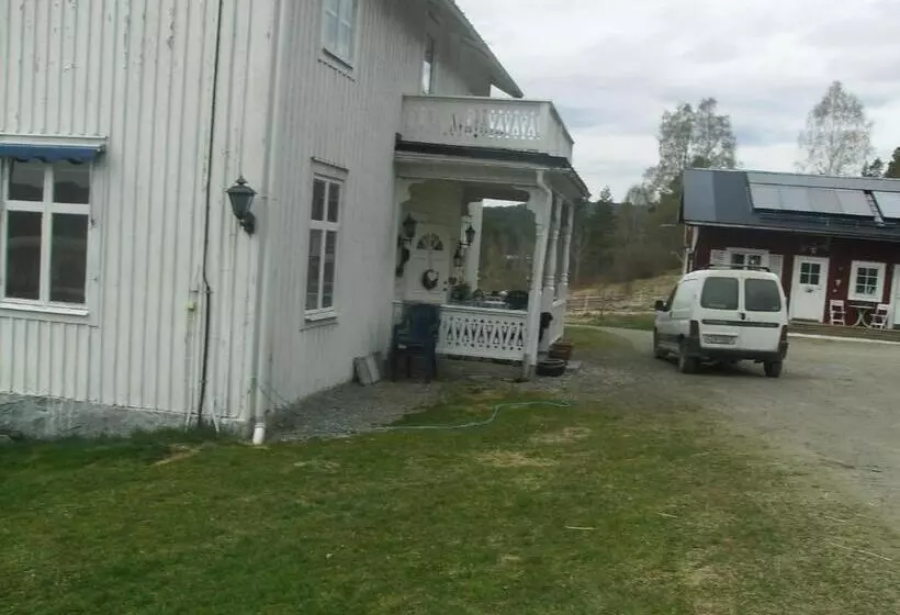 Täljelantgårdshotell