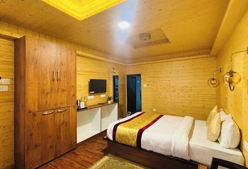 Udaan Tashi Gakhil Resort