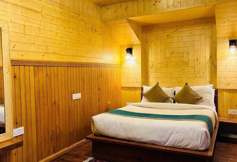 Udaan Tashi Gakhil Resort