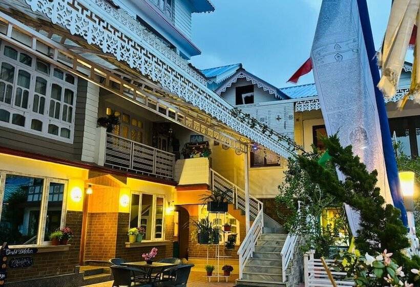 Udaan Tashi Gakhil Resort