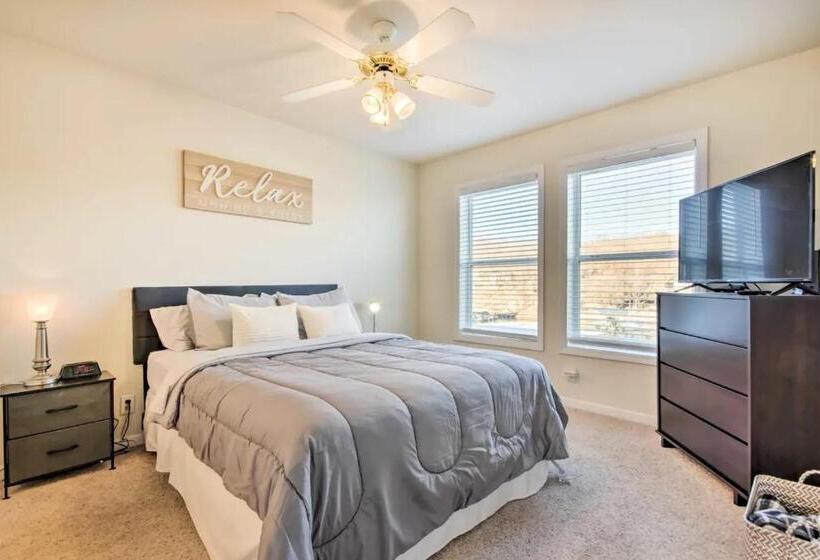 Waterfront Condo With Boat Slip!