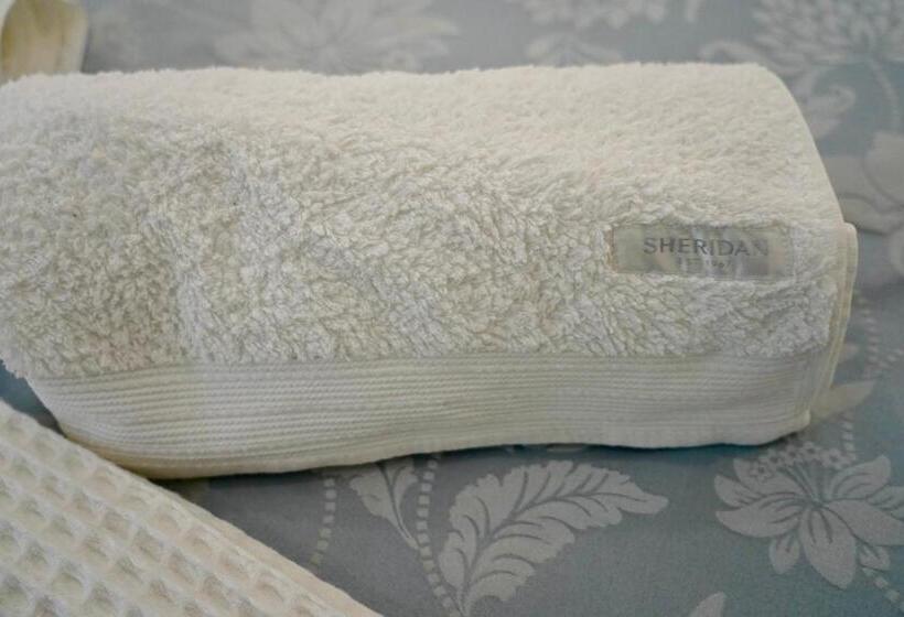 Bed and Breakfast 3 Waters Guest Accommodation