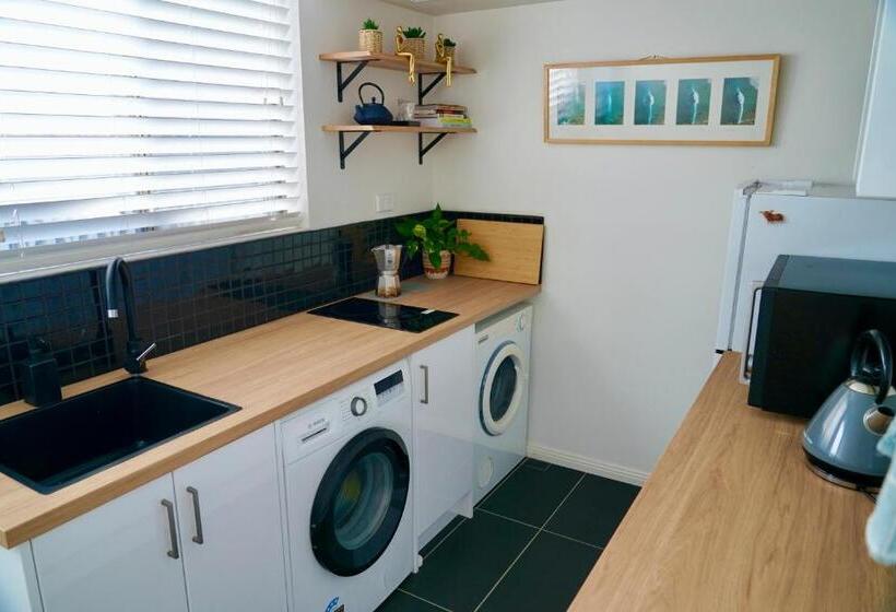 Bed and Breakfast 3 Waters Guest Accommodation