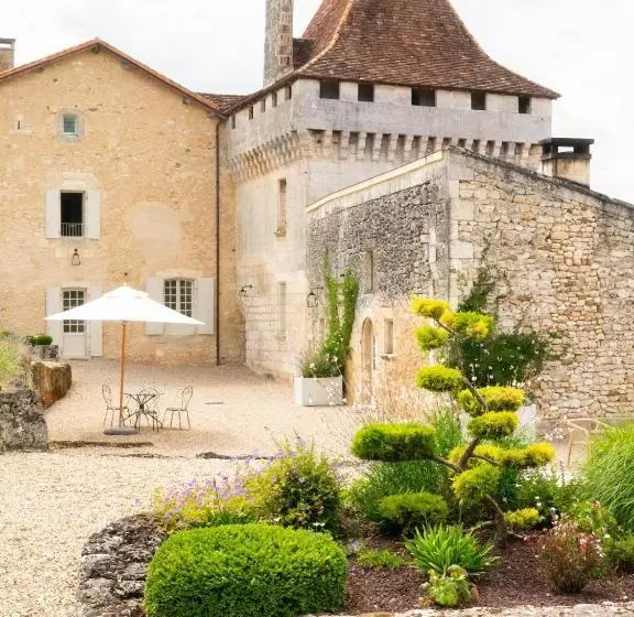 Aamiaismajoitus (B&B) Château De Chanet