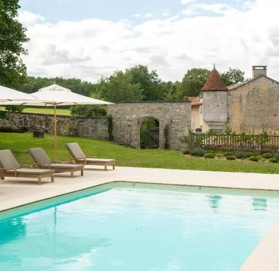 Aamiaismajoitus (B&B) Château De Chanet