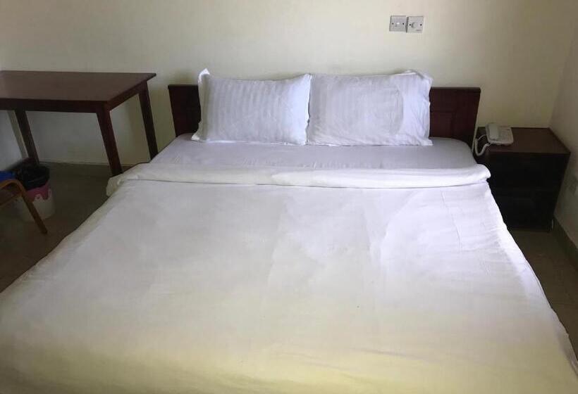 ベッドアンドブレックファースト El Elolo