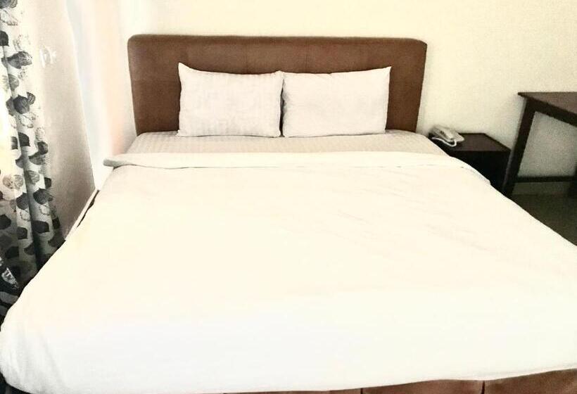 ベッドアンドブレックファースト El Elolo