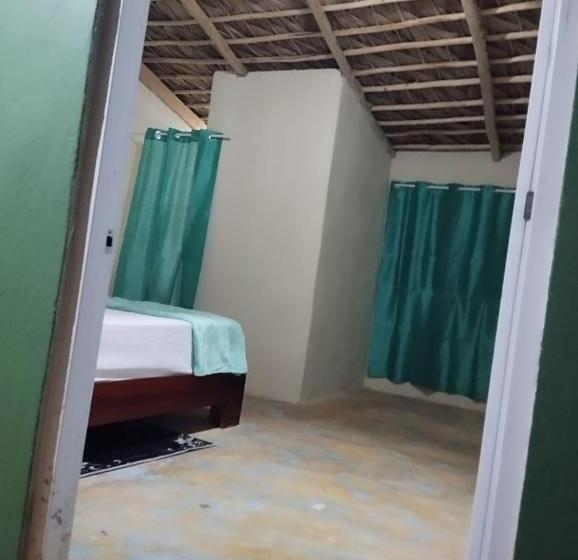 تختخواب و صبحانه Hotal Raysa Y Alejandro