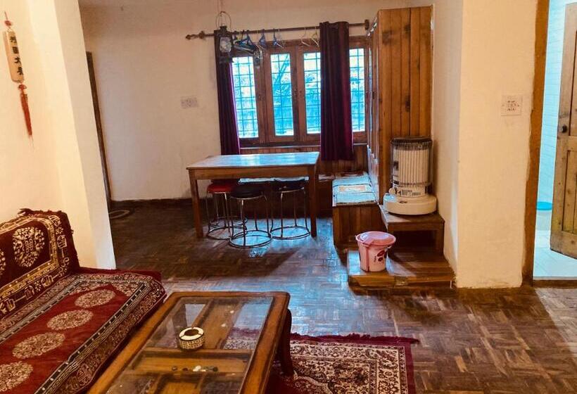 בית מלון כפרי Mountain Nature Valley Resort Mashobra By Aachman A Resort Away From City Hustle