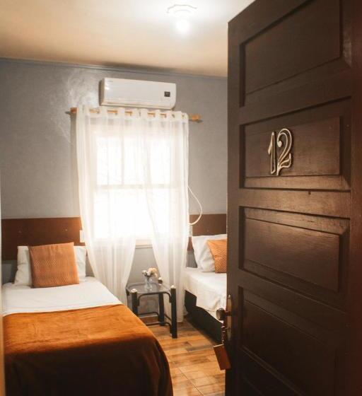 ホテル Germânico