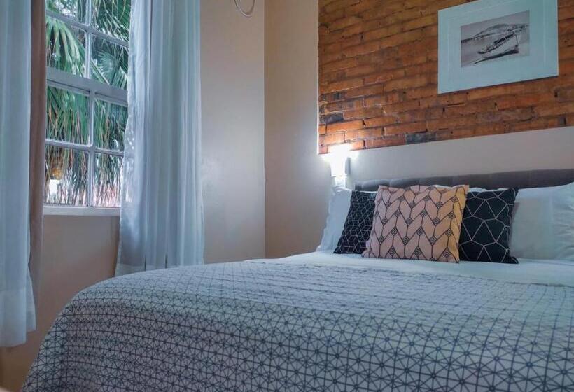 ホテル Germânico