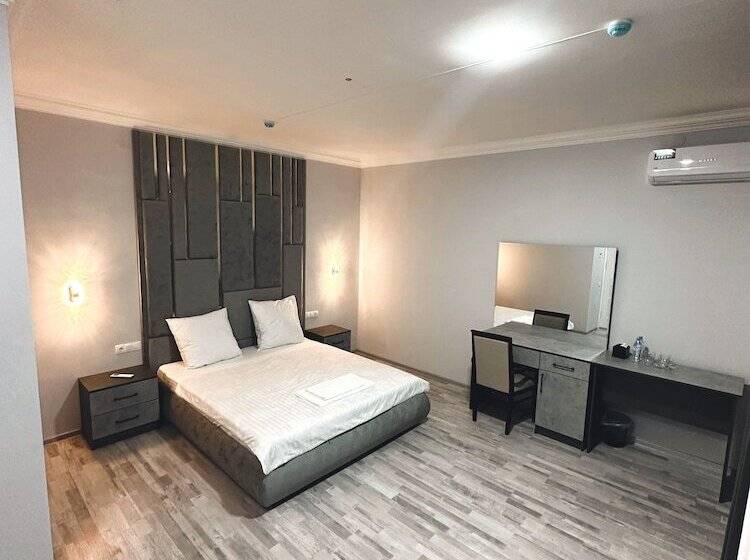 فندق Marmaris Family Restaurant And