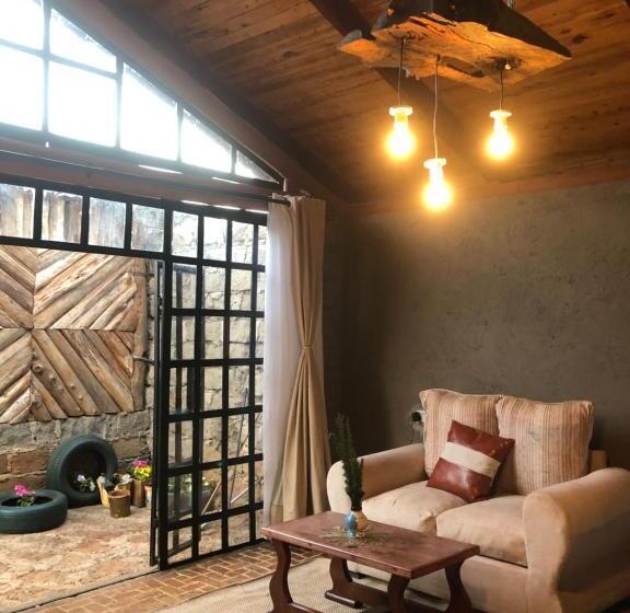 هتل Mashambani Cottages