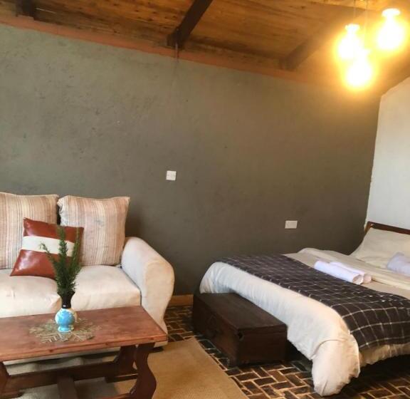 هتل Mashambani Cottages