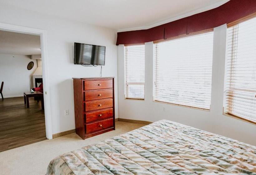 هتل Mosaic Suites