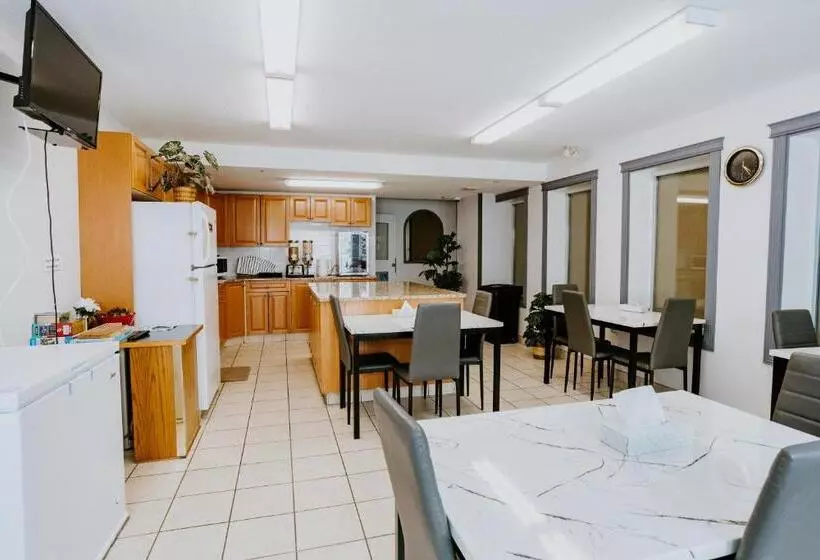 هتل Mosaic Suites