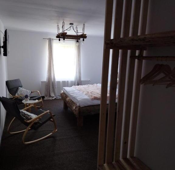 펜션 Casuta Din Deal