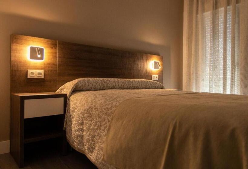 펜션 Hostal Restaurante Los Rosales