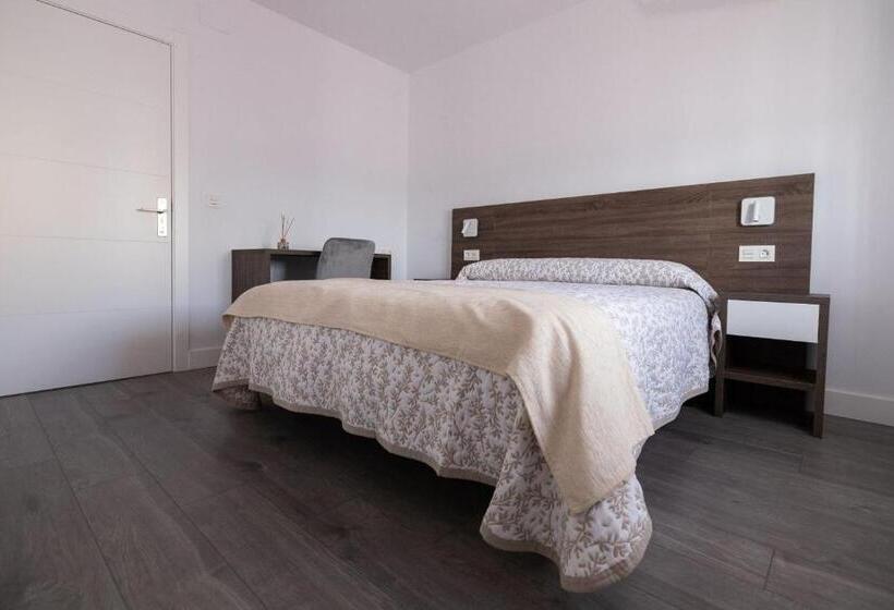 펜션 Hostal Restaurante Los Rosales