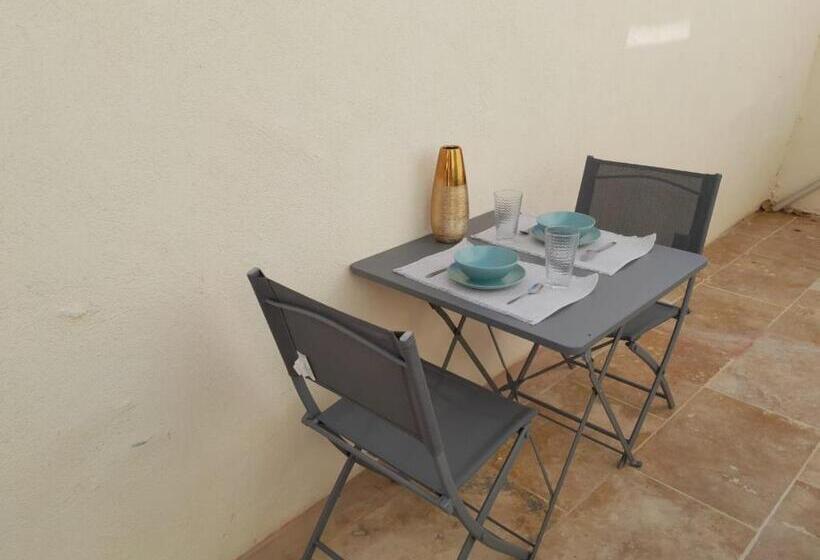 بنسيون Parenthèse Provençale