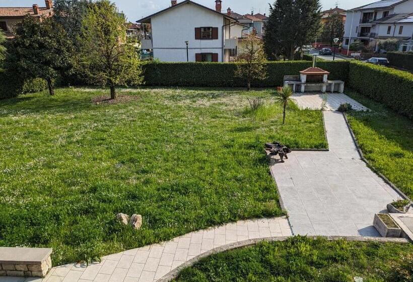 Bed and Breakfast Villa Eleganza Milano Bergamo Airport