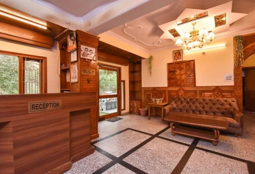 בית מלון כפרי Avalanche