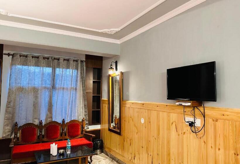 בית מלון כפרי Avalanche