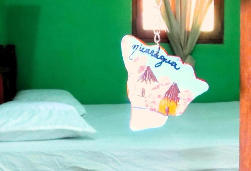 בית מלון כפרי Casa Reyna