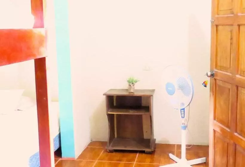 ホテル Casa Reyna