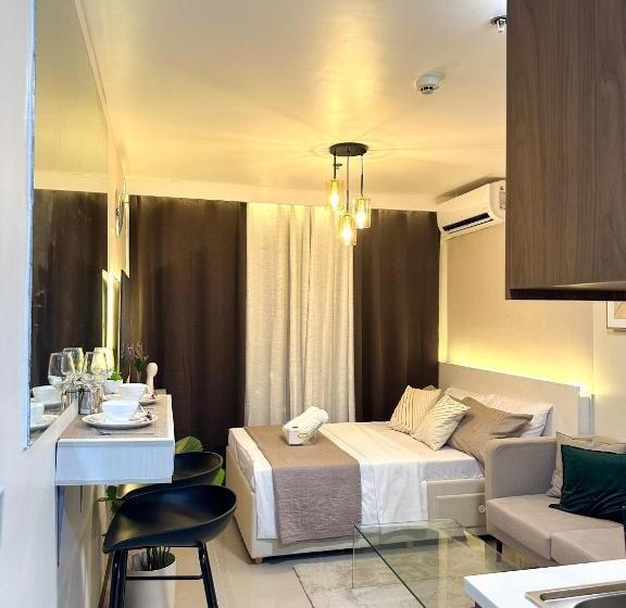 فندق Enchanté Studios