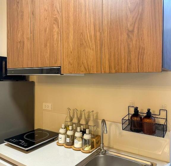 فندق Enchanté Studios