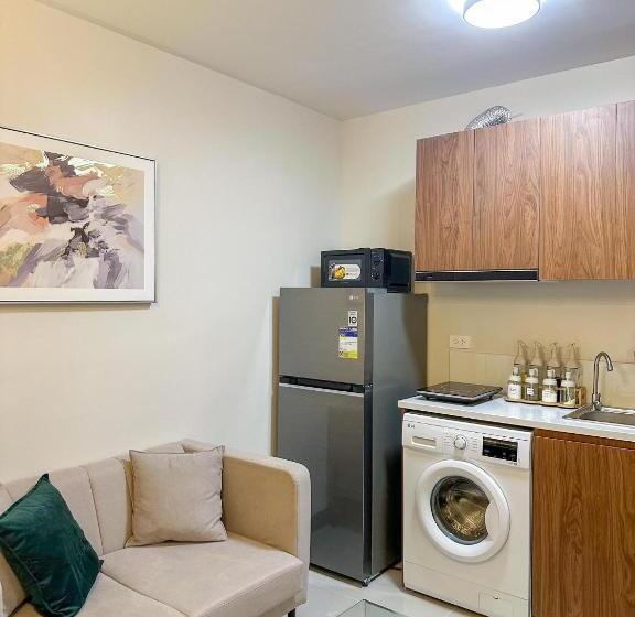 فندق Enchanté Studios