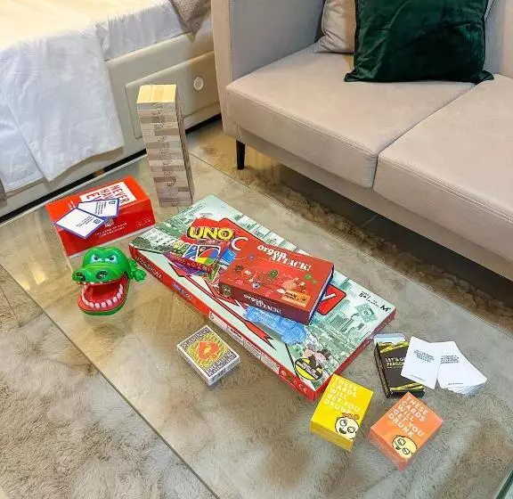 Hotelli Enchanté Studios